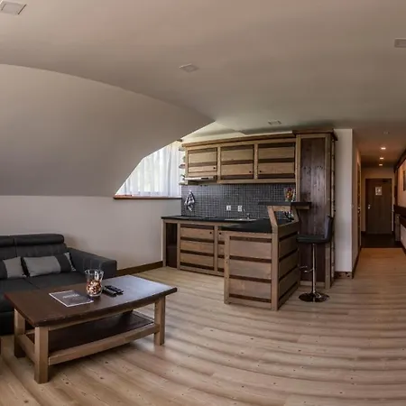 Nestville 3* Hniezdne