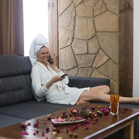 Nestville Apart Otel Hniezdne
