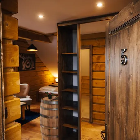 Nestville 3* Hniezdne